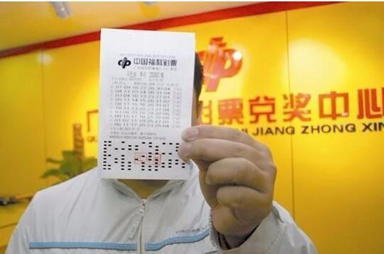新疆彩票大奖得主，幸运背后的故事与启示