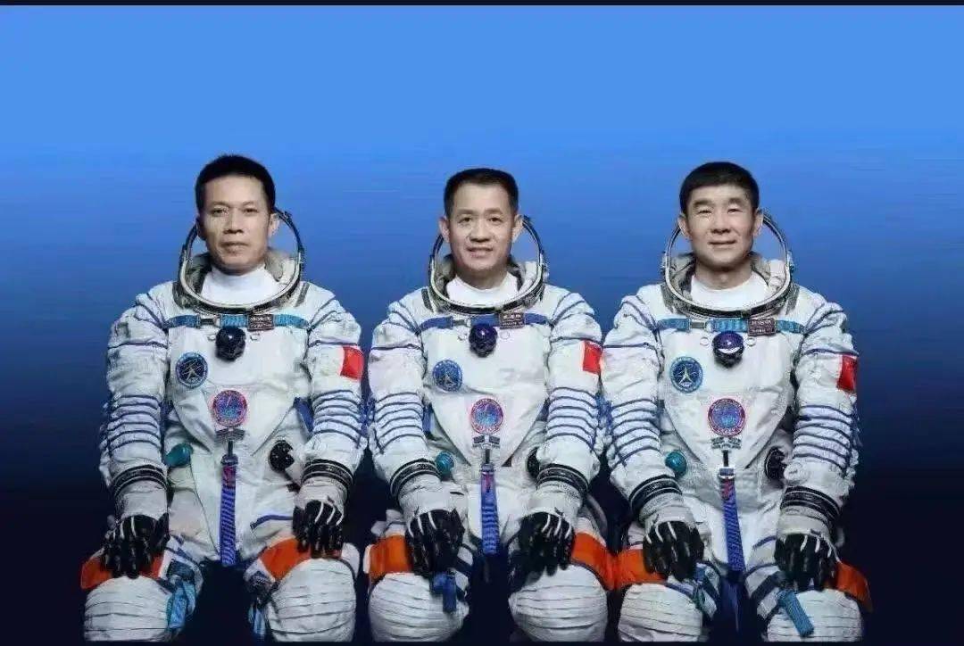 神舟十六号航天员出征仪式，星辰大海的壮志豪情