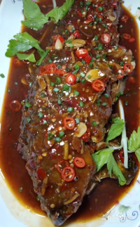 红烧鱼的家常做法，鲜香四溢的餐桌美味