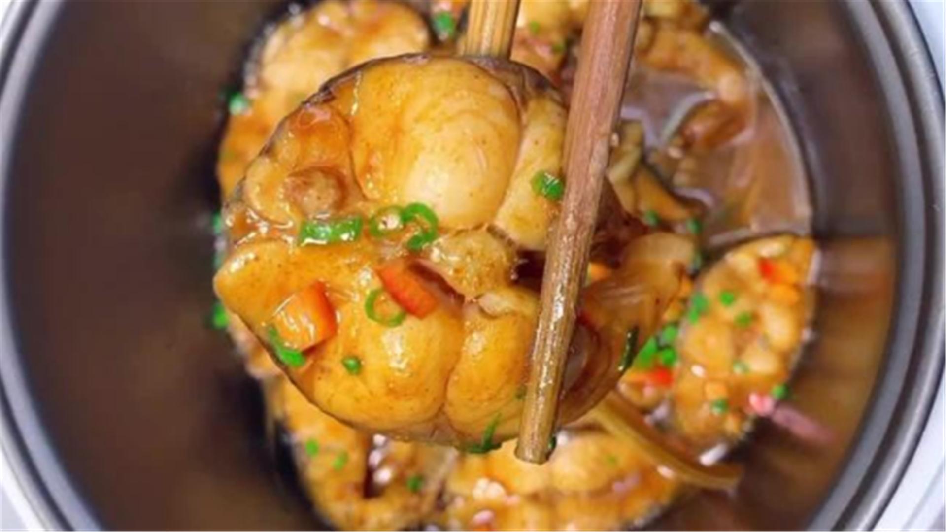 家庭美味，电饭煲红烧排骨的简单做法