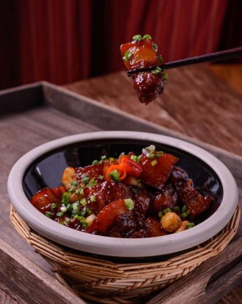 红烧肉，经典美味背后的制作艺术